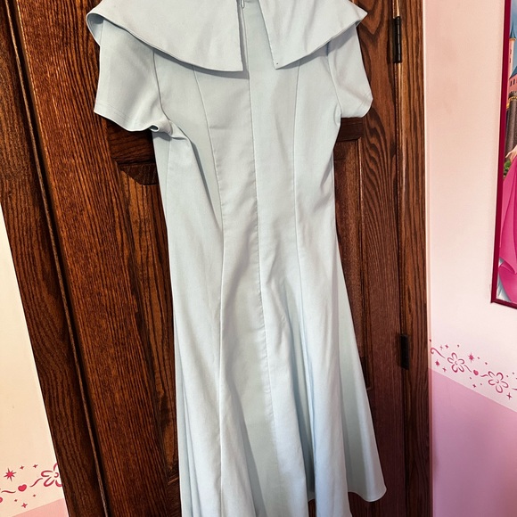 Tatyana Green A-Line Midi Dress with Puff Sleeves - Picture 3 of 3